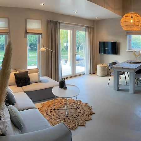Stijlvol Huisje Met Veranda! Tuynloodz A Beers  Eksteriør billede